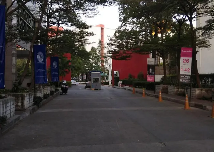 別荘 Savi Premium 1 Near Bkk Piyavet Hospital *